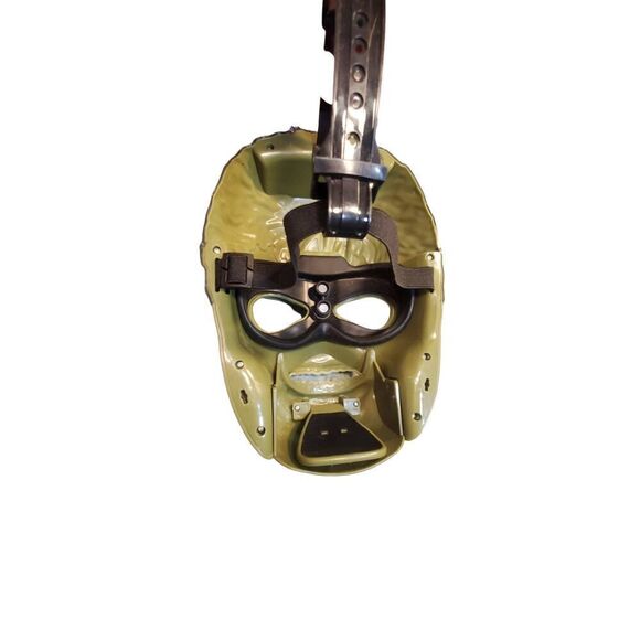 Marvel Toys Thor Ragnarok Hulk Out Mask with Adjustable Strap, Plus Moving Mouth - Picture 2 of 4